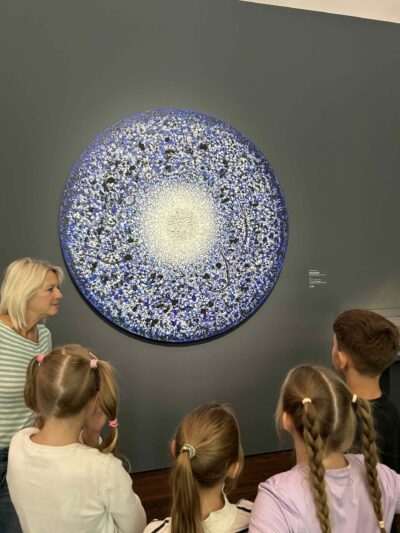 Klasse 2a zu Besuch im Frieder Burda Museum